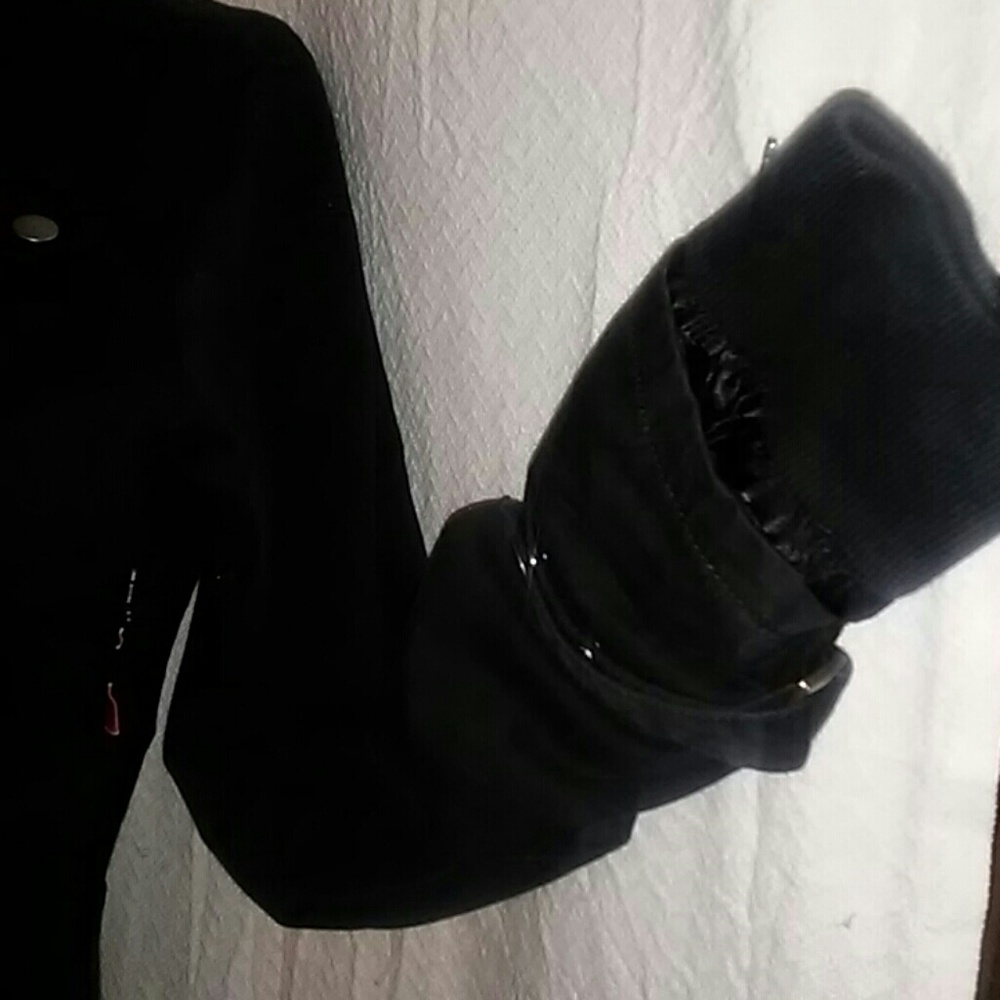 Triple five soul Must have black coat. Medium. - Picture 4 of 8